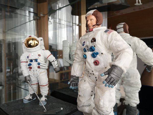 Modelle von Apollo-Astronauten