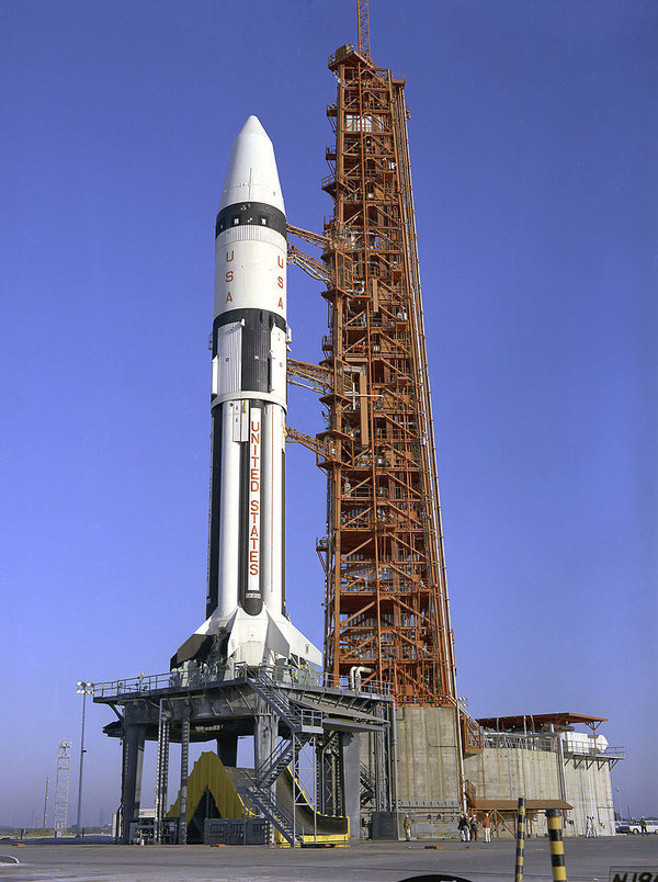 Saturn IB AS-204 LM-1. Newware 1/144