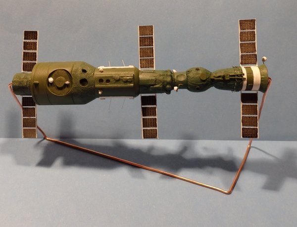 Saljut1&Soyuz. Arra Models 1/144.