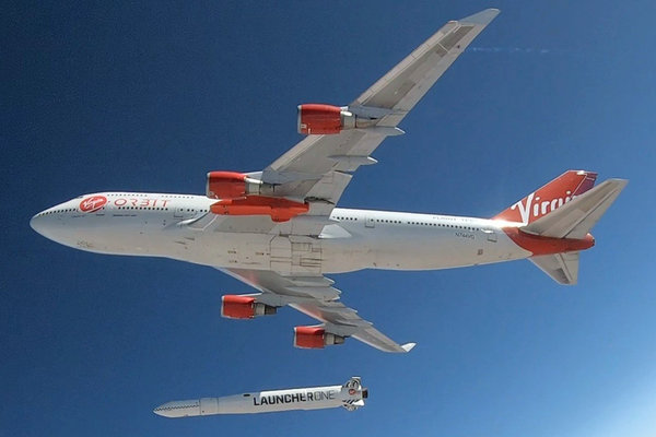 VIRGIN ORBIT B 747-400. 1/200 . JC Wings