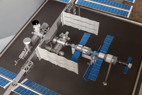 Internationale Raumstation ISS.  1/144.